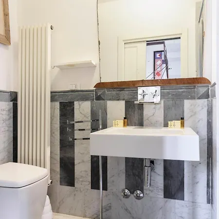 Duomo Art House Daire Floransa